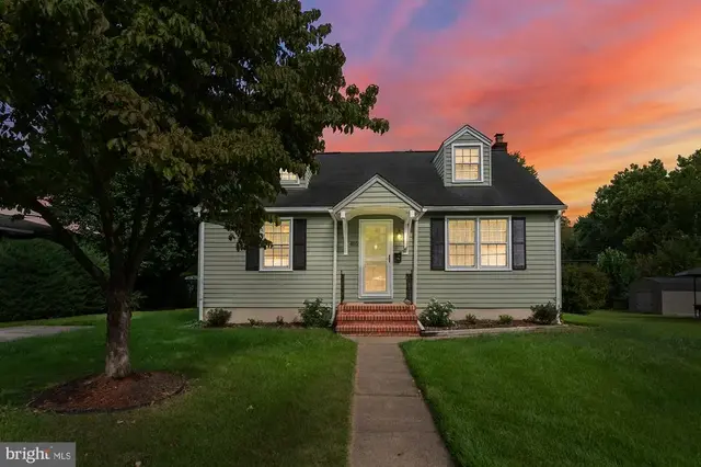 405 Sycamore Rd, Linthicum Heights