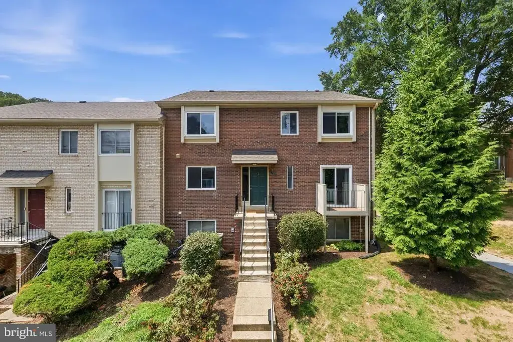 6822 Perry Penney Dr #91, ANNANDALE