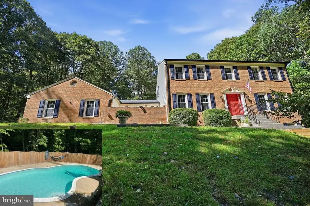 8104 Whitting Dr, MANASSAS