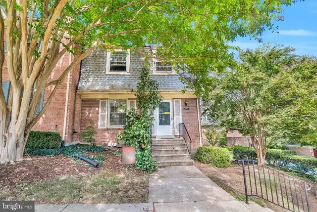 5900 Westchester Park Dr, College Park