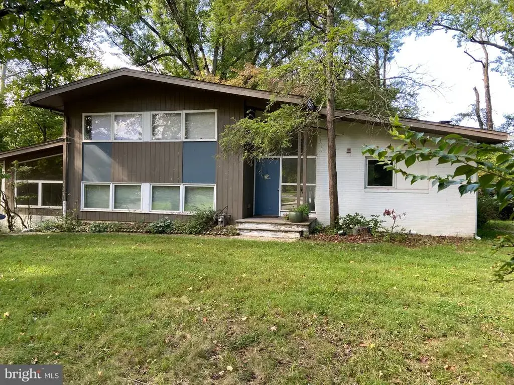 805 Harston Ln, ERDENHEIM