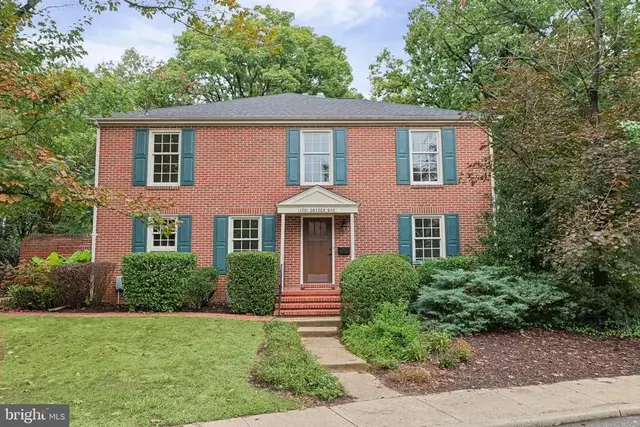 1701 Dryden Way, Crofton