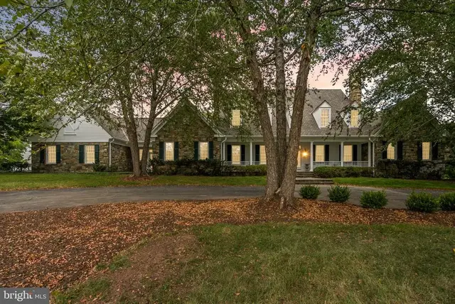 13611 Deakins Ln, Darnestown