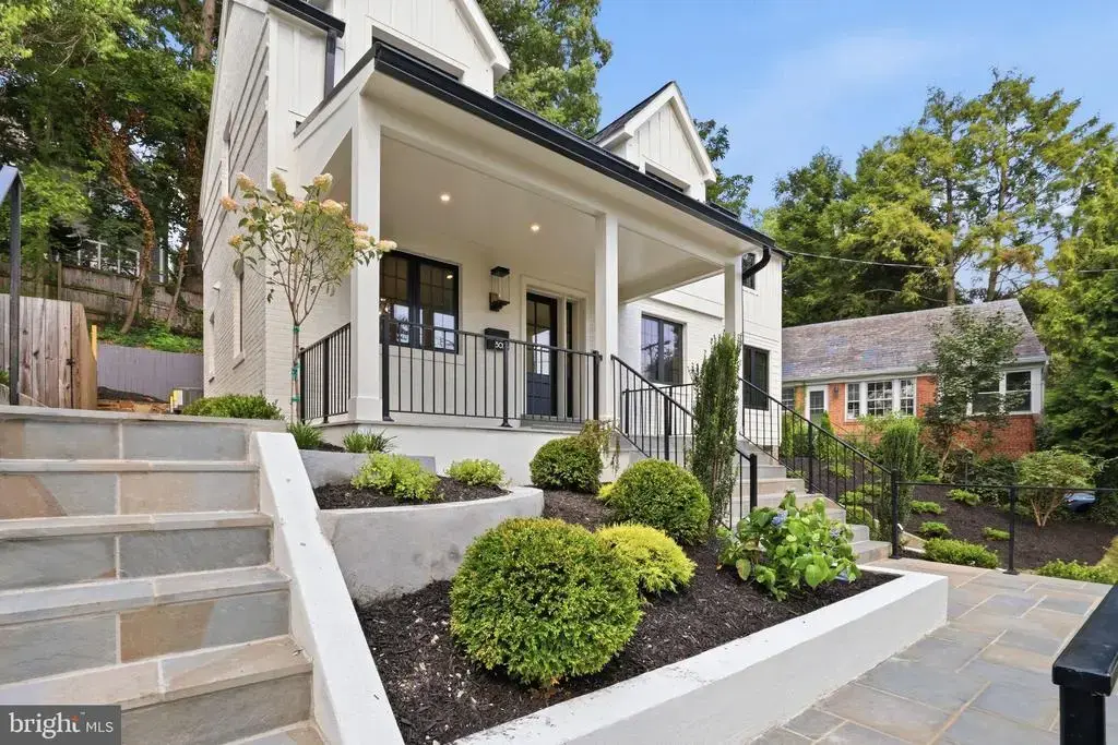 5023 Fulton St Nw, WASHINGTON