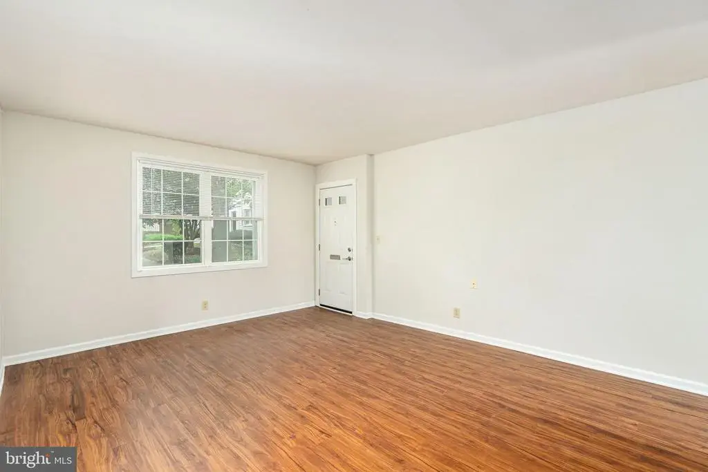 2731 S Walter Reed Dr #c, ARLINGTON