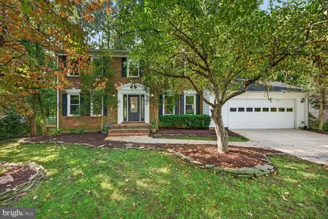 5629 Herberts Crossing Dr, Burke