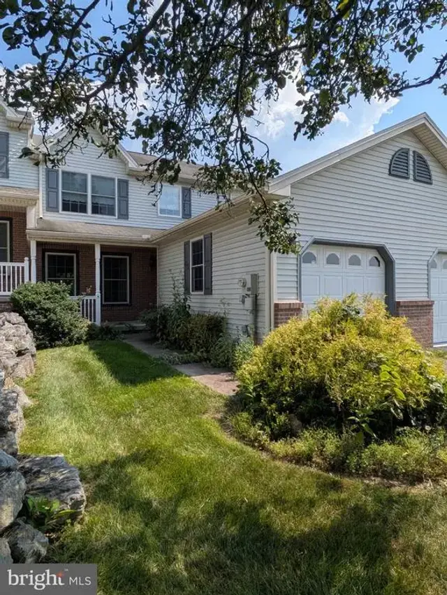 5 Lismore Pl, Mechanicsburg