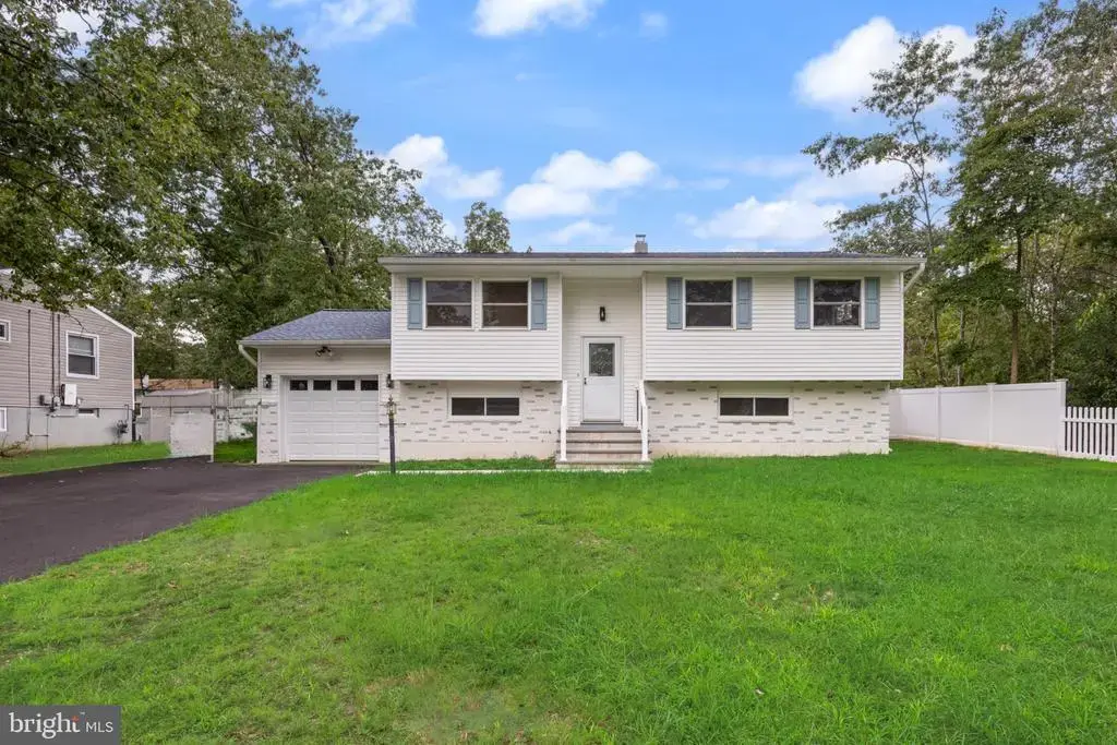 408 California Trl, BROWNS MILLS