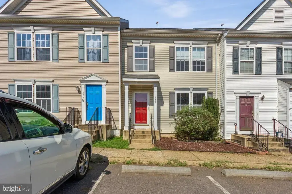 833 Gallows Ct, CULPEPER