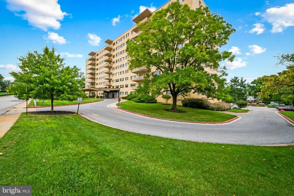 7121 Park Heights, BALTIMORE