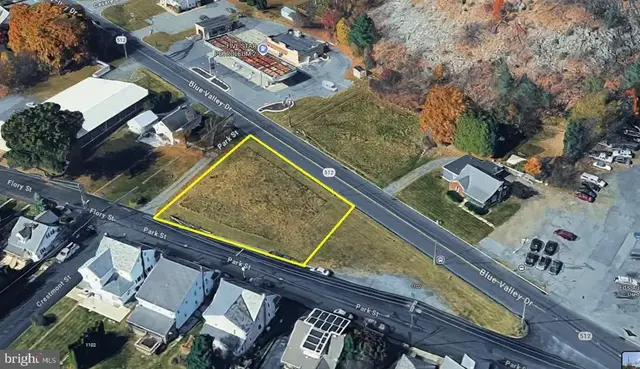 1100 Blue Valley Dr, Pen Argyl