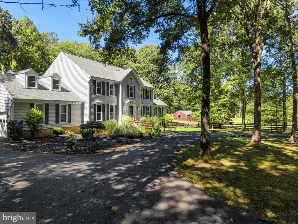 10080 Greenwich Wood Dr, NOKESVILLE