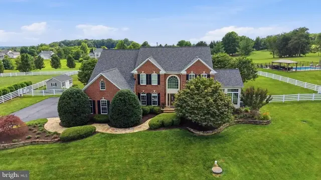 3082 Ballesteras Ct, Mount Airy