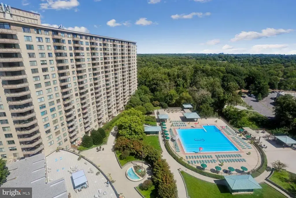 5225 Pooks Hill Rd #1514s, BETHESDA