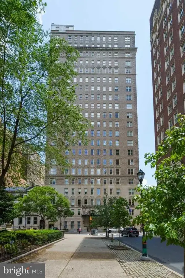 237-47 S 18th St #19a, Philadelphia
