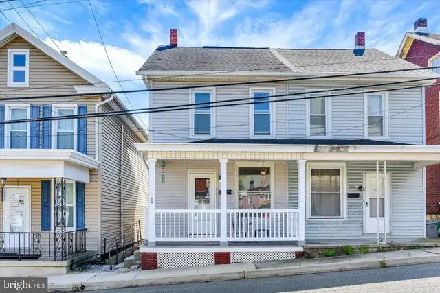 304 Valley St, Marysville