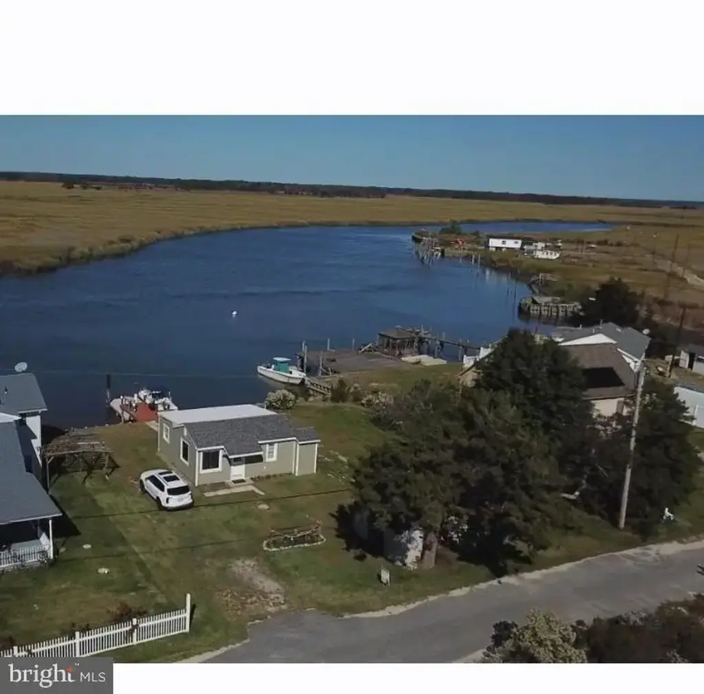 298 Nantuxent Dr, NEWPORT