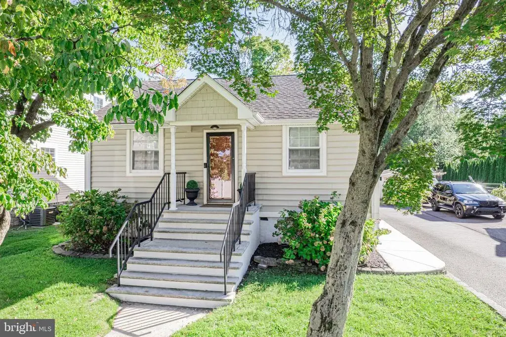 45 Betts Ave, LAWRENCE TWP