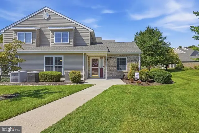 4 Colefax Ct, Wilmington
