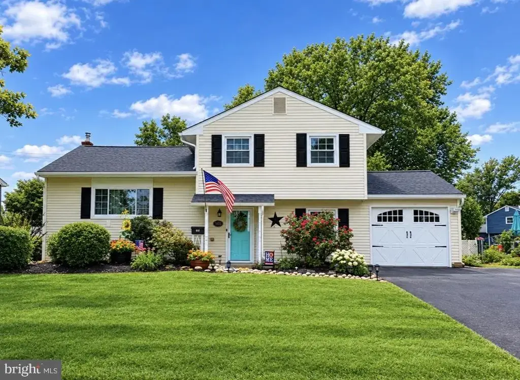 232 Midway Dr, MORRISVILLE