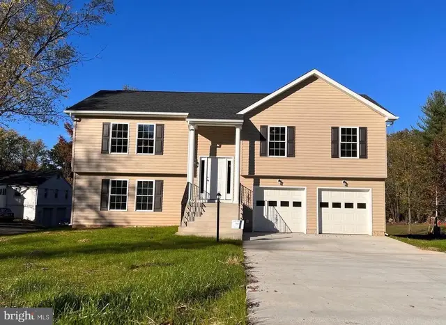 8112 Leland, Manassas