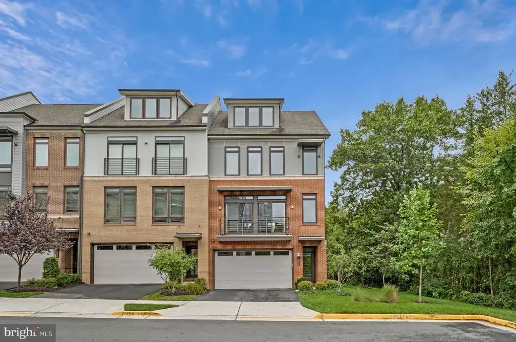 1812 Yellow Garnet Ter Se, LEESBURG