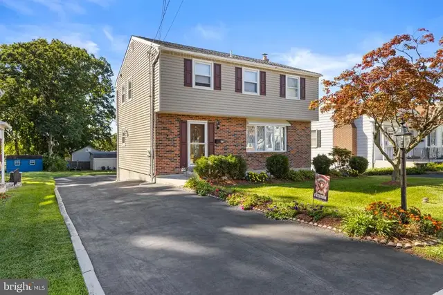 45 Evergreen Ave, Broomall