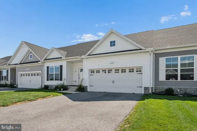 229 Ridge View Ln, Hanover