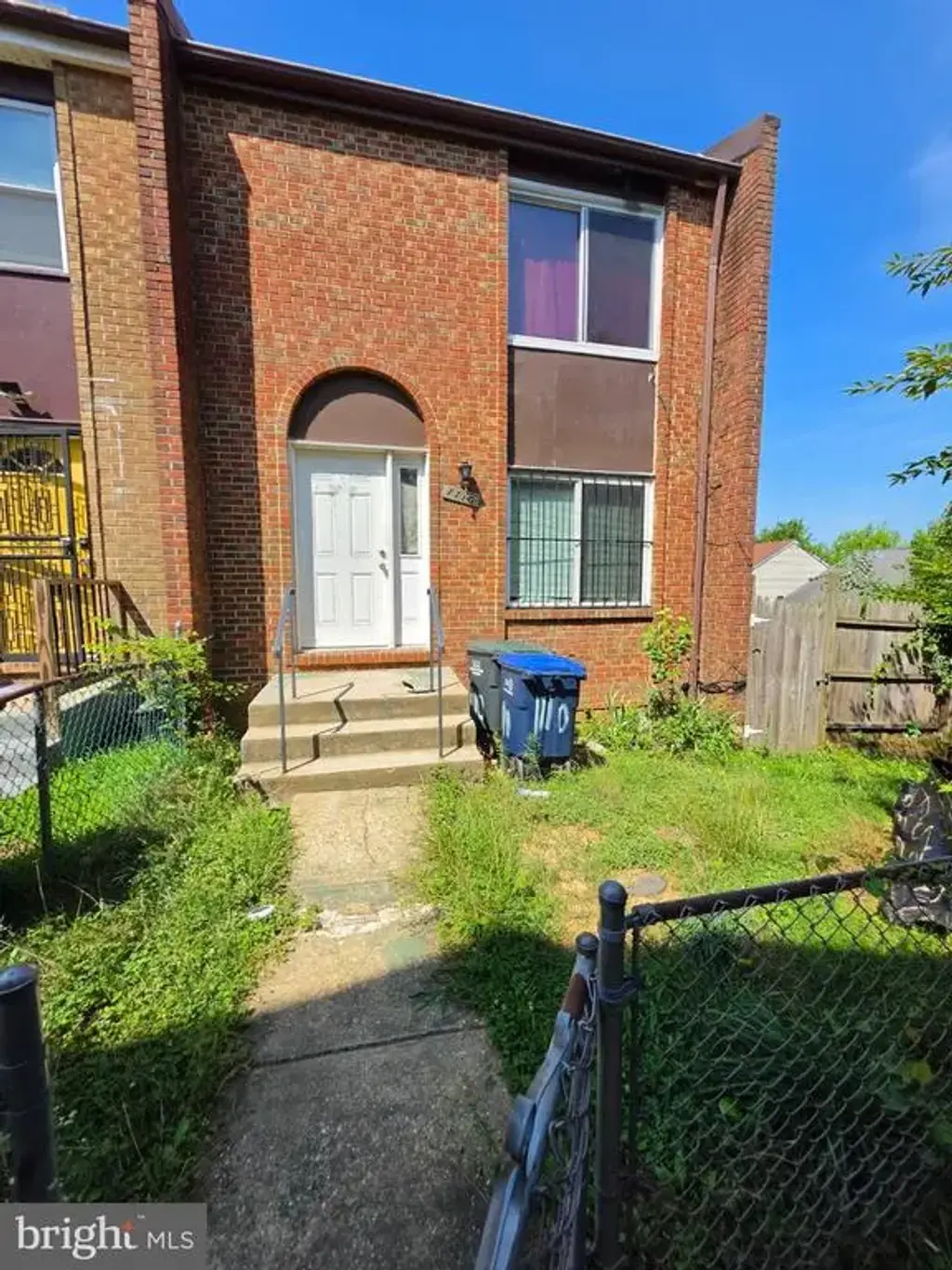 1110 Barnaby Ter Se, WASHINGTON