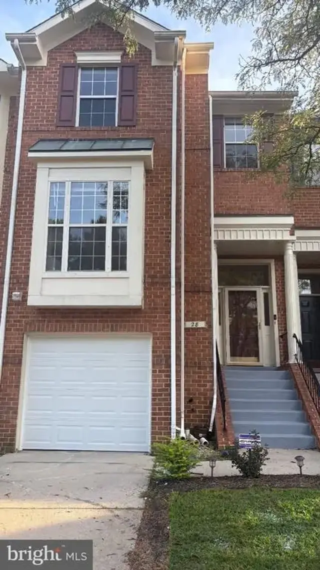 28 Suncroft Ct, Silver Spring