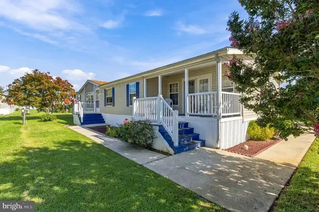 9 Mayfair Ln, Lewes