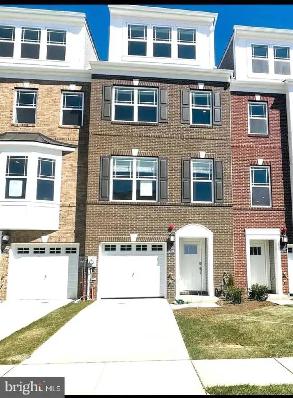 11709 Emily Dickinson Pl, WHITE PLAINS