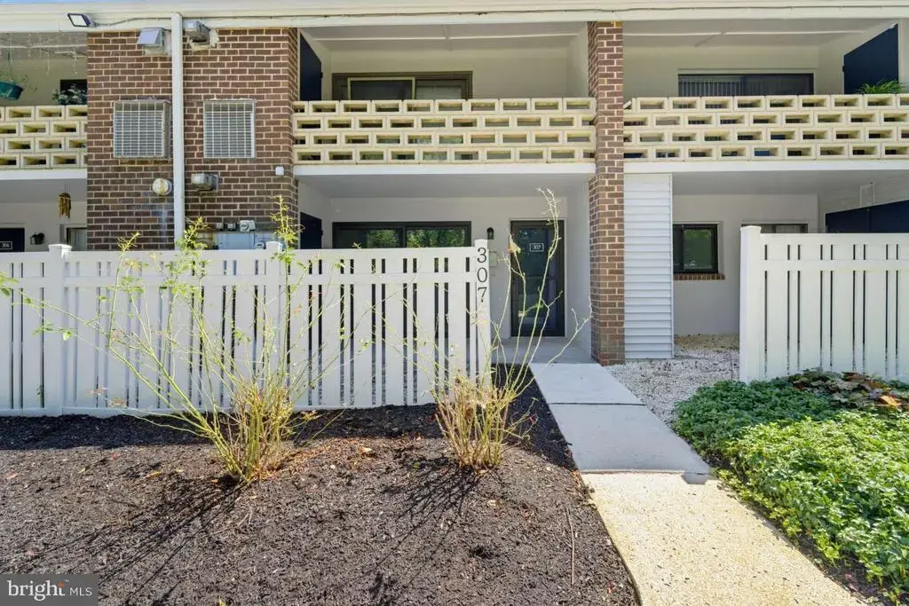 307 Stony Way #307, NORRISTOWN