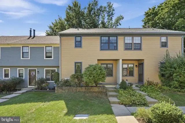 407 Hancock Ct, North Wales