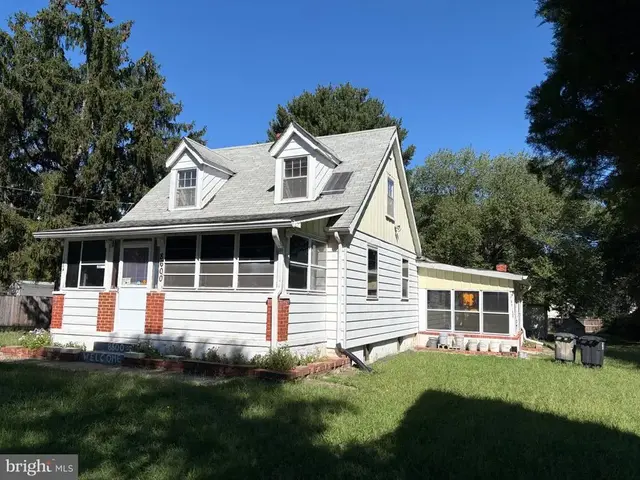 8600 Dangerfield Pl, Clinton