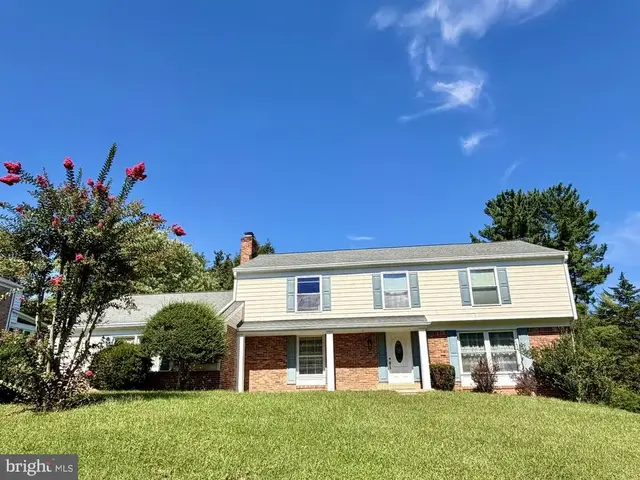 8807 Bells Mill Rd, Potomac