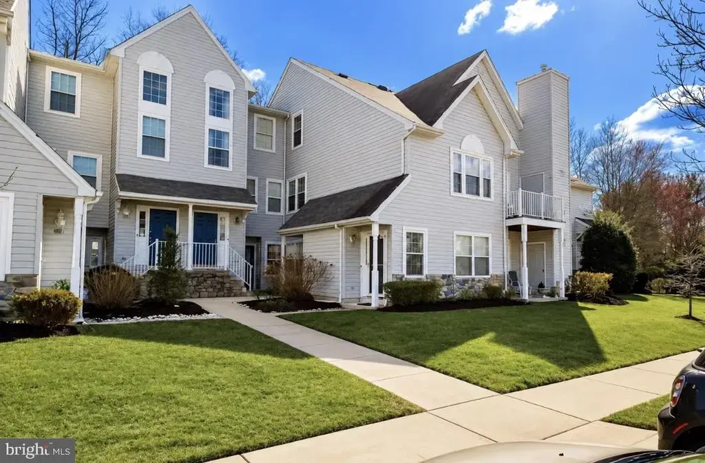 202 Quail Rd, MARLTON