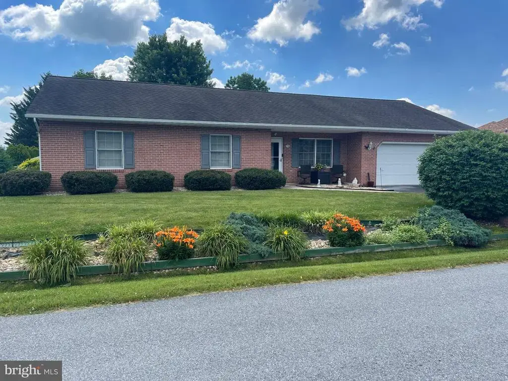 108 Plantation Dr, HAGERSTOWN