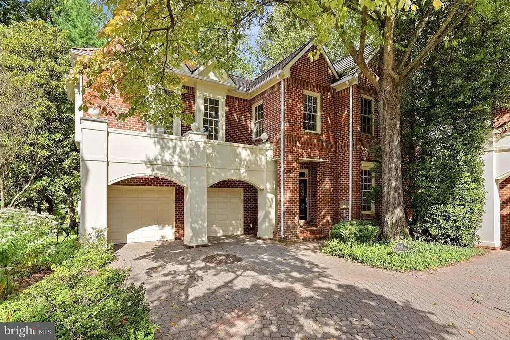7809 Fox Gate Ct, BETHESDA