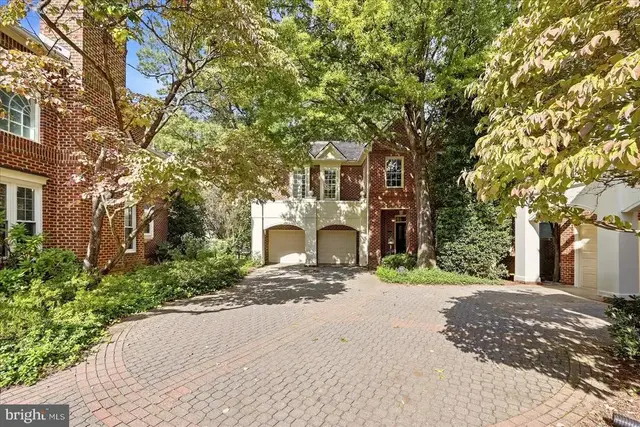 7809 Fox Gate Ct, Bethesda