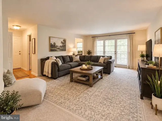 3336 Spring Ln #a-30, Falls Church