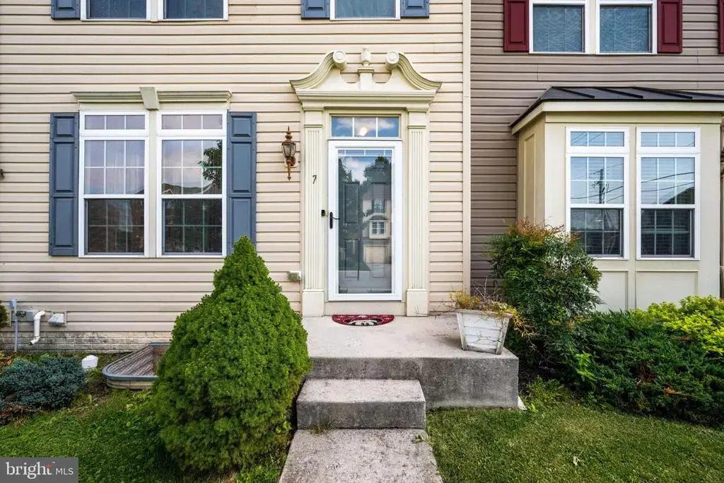 7 Forest View Ter, HANOVER