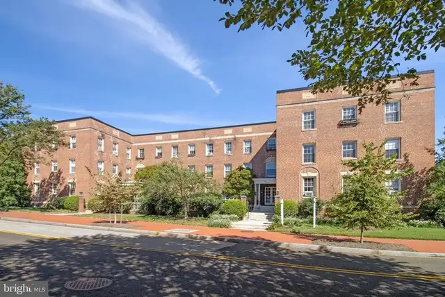 2527 Q St Nw #110, Washington
