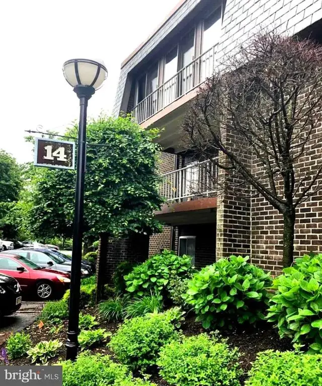 14 Stonehenge Cir #6, Baltimore