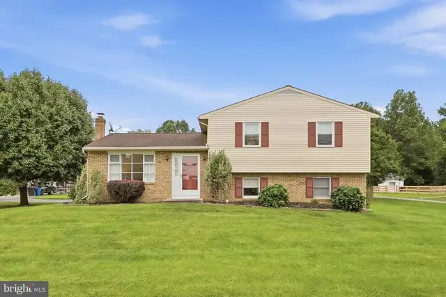 61 Stanley Hauver Dr, Smithsburg