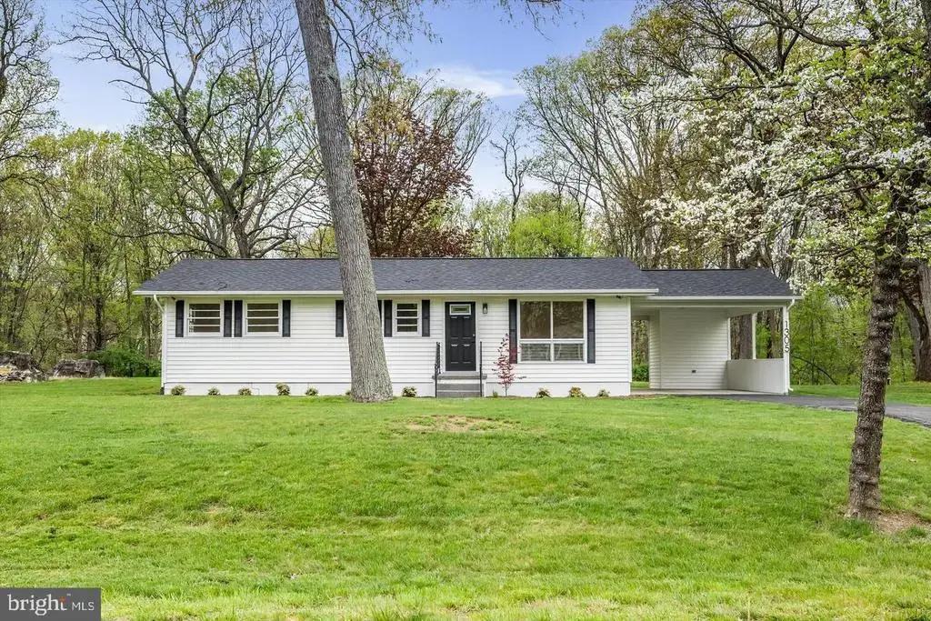 1305 Crums Church Rd, BERRYVILLE