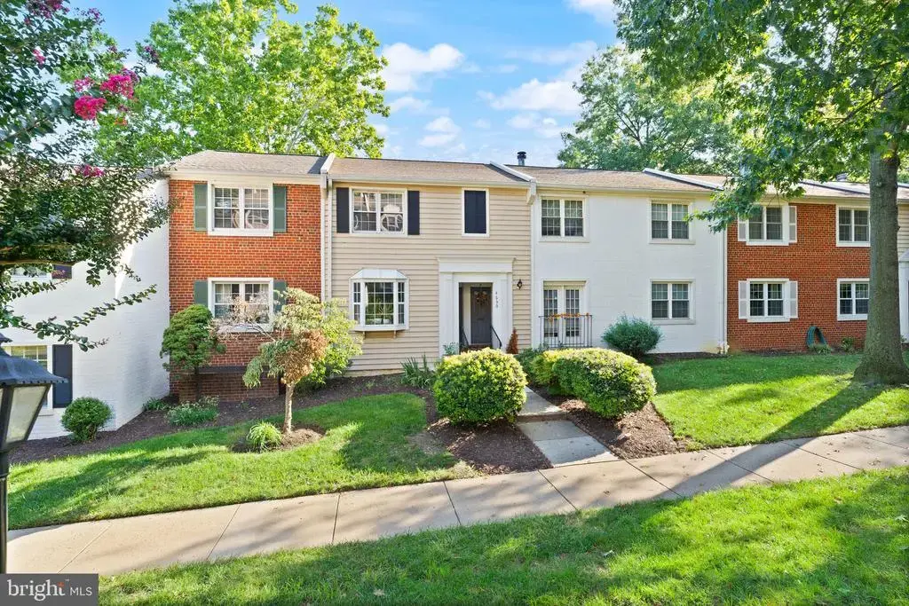 4630 28th Rd S #b, ARLINGTON
