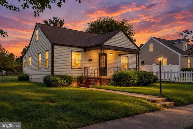 417 Woodford St, Fredericksburg