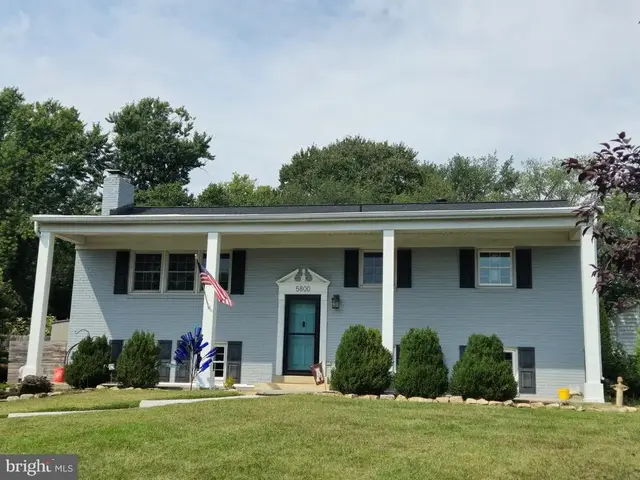 5800 Ashfield Rd, Alexandria