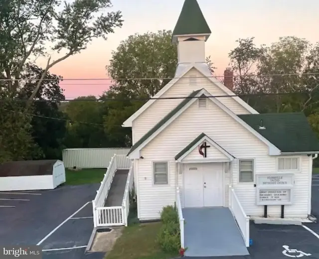 6620 Church St, Sykesville
